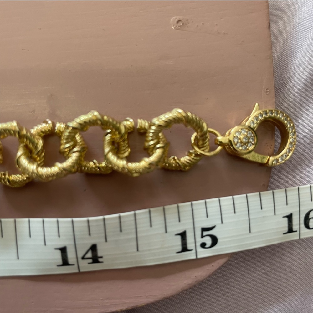 Gold Rope Link Necklace - Women's Fashion Jewelry - Picture 3 of 3